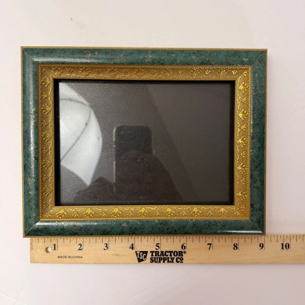 Vintage Green Gold Picture Frame 5x7 Easel Back Hollywood Regency